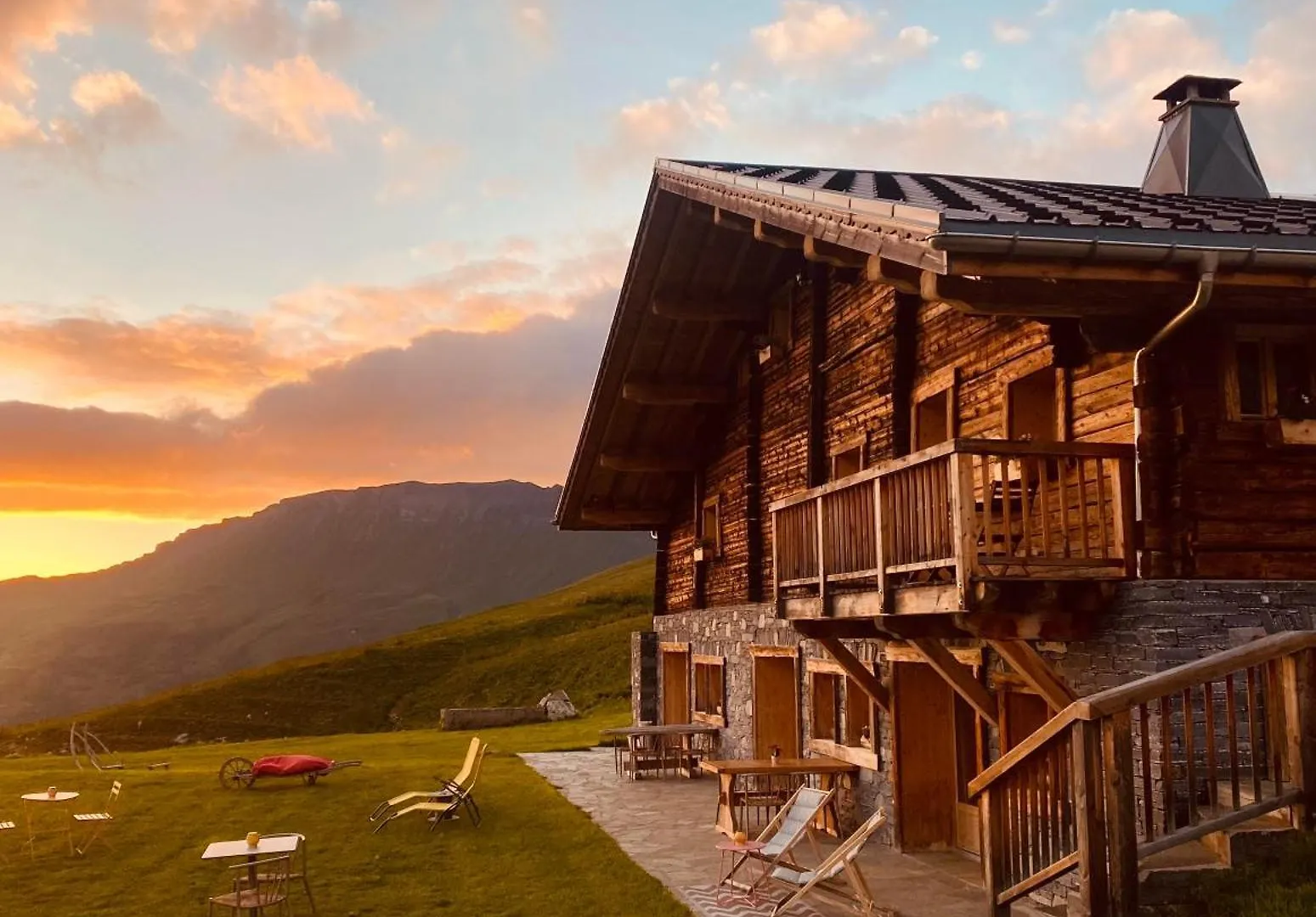 Chambres Et Tables D'Hotes Le Choton A Nono - Col Du Joly Beaufortain Hauteluce